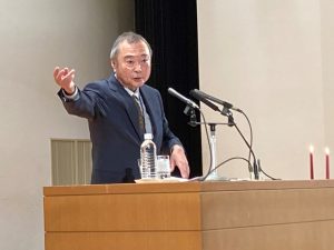 ［2022年度クリスマス会］岩村太郎先生（恵泉女学園大学名誉教授）が「神・人・自然の正しい関係をもう一度」と題してお話くださいました。（2022年12月3日）